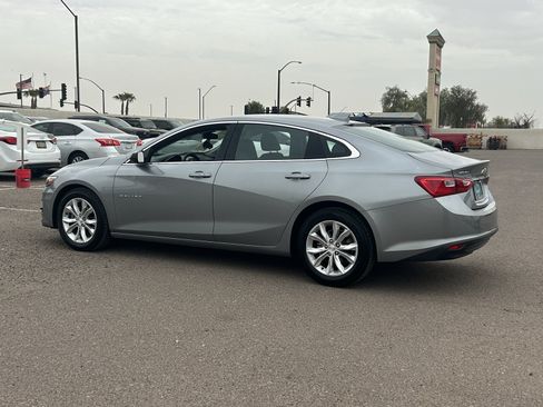 Certified 2024 Chevrolet Malibu LT FWD image 3