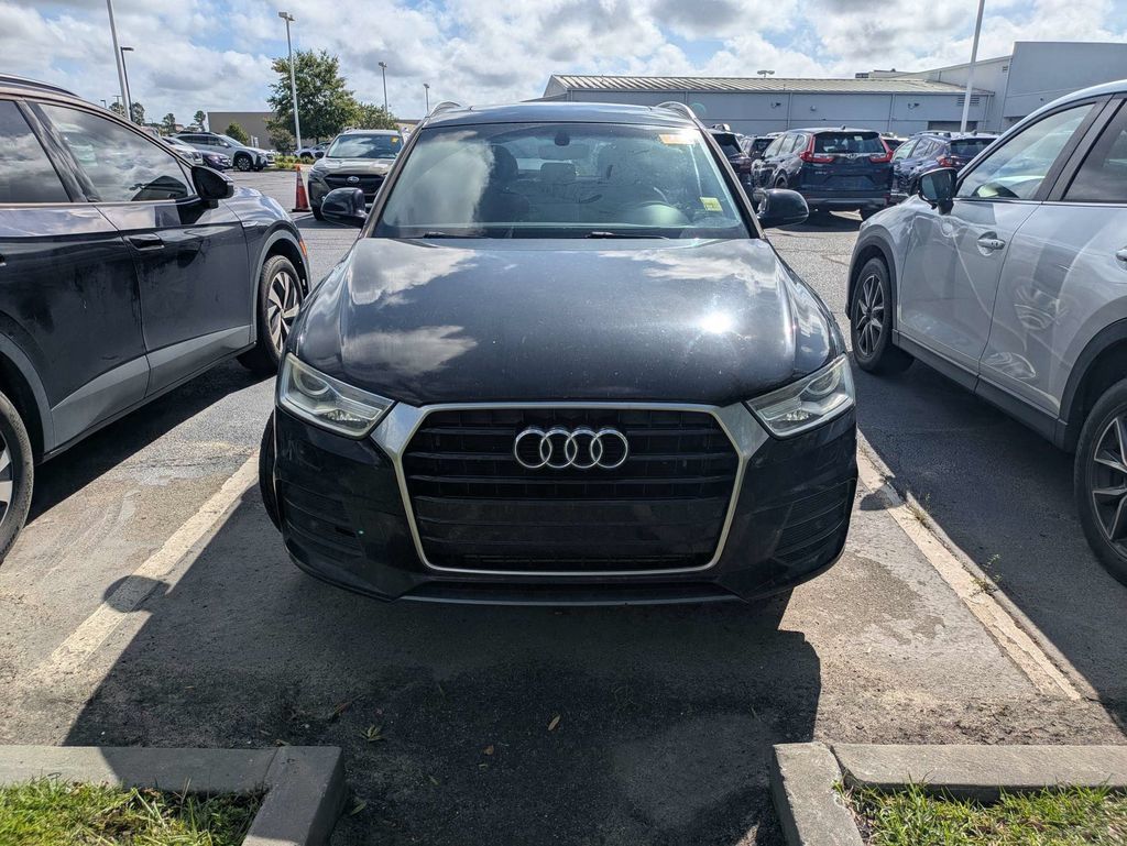 Used 2017 Audi Q3 2.0T Premium w/ Convenience Package FWD image 2