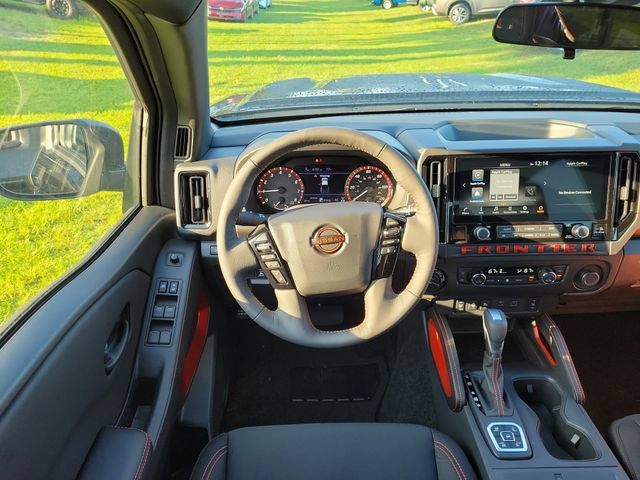 New 2026 Nissan Frontier PRO-4X w/ Pro-4x Convenience Package AWD/4WD image 9