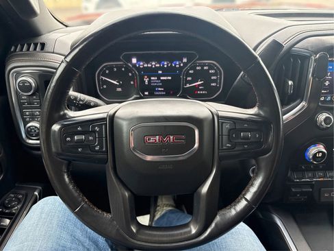 Used 2020 GMC Sierra 2500 AT4 w/ AT4 Premium Package AWD/4WD image 21