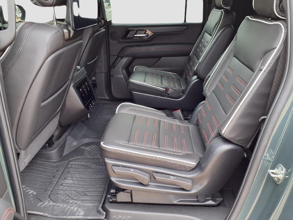 Used 2026 GMC Yukon XL AT4 Ultimate AWD/4WD image 23