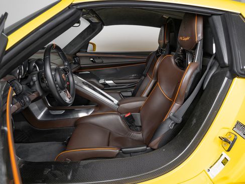 Used 2015 Porsche 918 Spyder AWD/4WD image 65