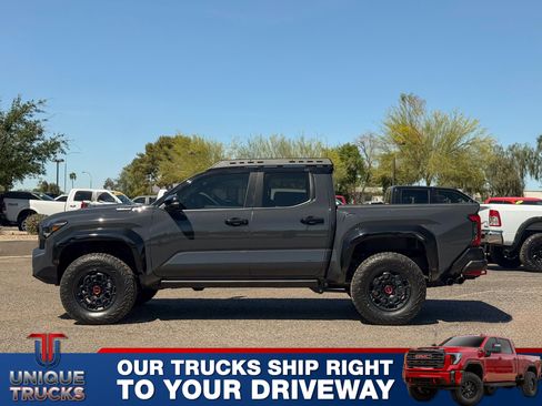 Used 2025 Toyota Tacoma TRD Pro image 14