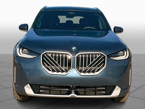 New 2026 BMW X3 xDrive30 w/ Premium Package image 3