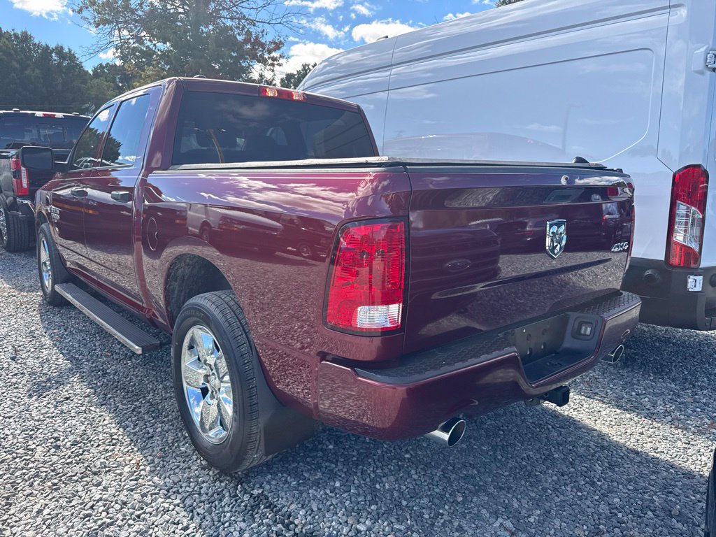 Used 2019 RAM 1500 Express w/ Express Value Package AWD/4WD image 4
