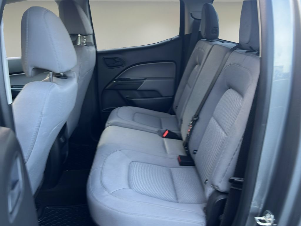 Used 2018 Chevrolet Colorado W/T RWD image 12
