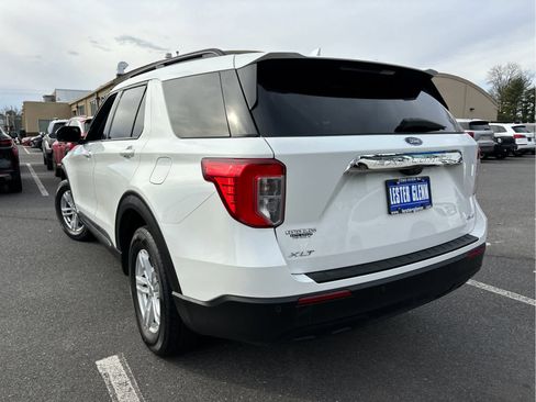 Used 2023 Ford Explorer XLT image 34