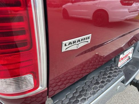 Used 2014 RAM 1500 Laramie w/ Convenience Group image 19