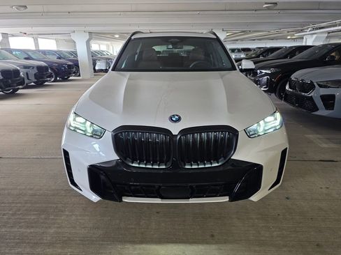 New 2026 BMW X5 xDrive50e AWD/4WD image 2