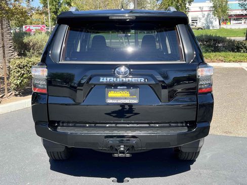 Used 2014 Toyota 4Runner SR5 image 50