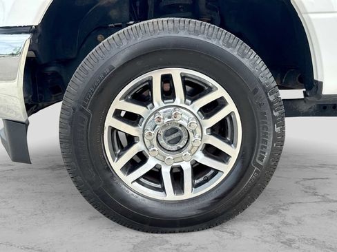 Used 2019 Ford F250 Lariat AWD/4WD image 13