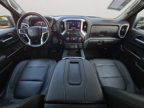 Used 2019 Chevrolet Silverado 1500 LT Trail Boss AWD/4WD image 17