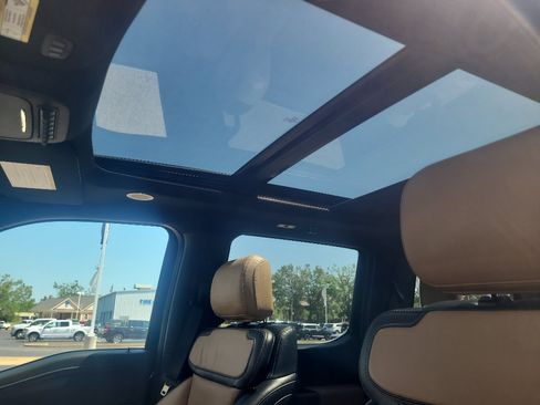 Used 2023 Ford F350 Lariat w/ Lariat Ultimate Package image 12