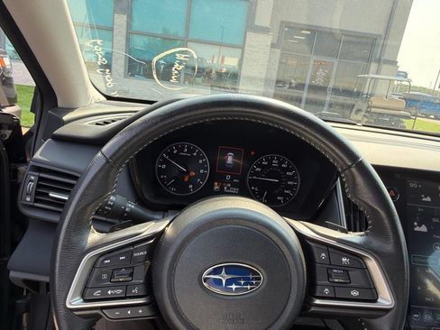 Used 2024 Subaru Outback Premium AWD/4WD image 20