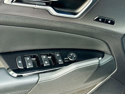 Used 2023 Kia Sportage SX image 20