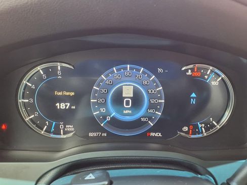 Used 2019 Cadillac Escalade Luxury RWD image 40