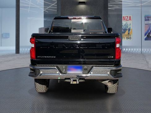 Used 2020 Chevrolet Silverado 3500 LTZ w/ LTZ Plus Package AWD/4WD image 5