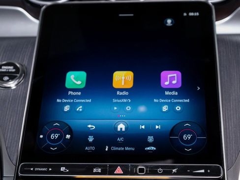 New 2026 Mercedes-Benz GLC 300 image 18