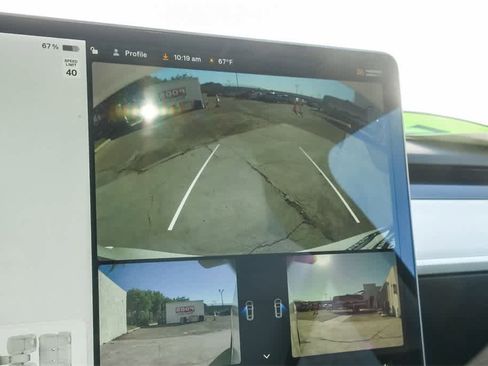 Used 2022 Tesla Model Y Long Range image 22