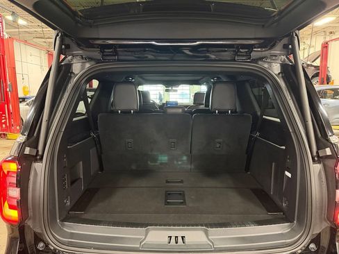Used 2024 Ford Expedition Max Platinum AWD/4WD image 25