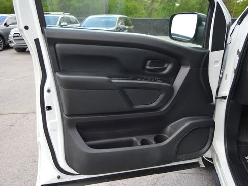 Used 2021 Nissan Titan S w/ S Utility Package RWD image 19