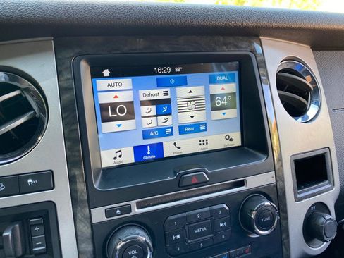 Used 2016 Ford Expedition Limited AWD/4WD image 78