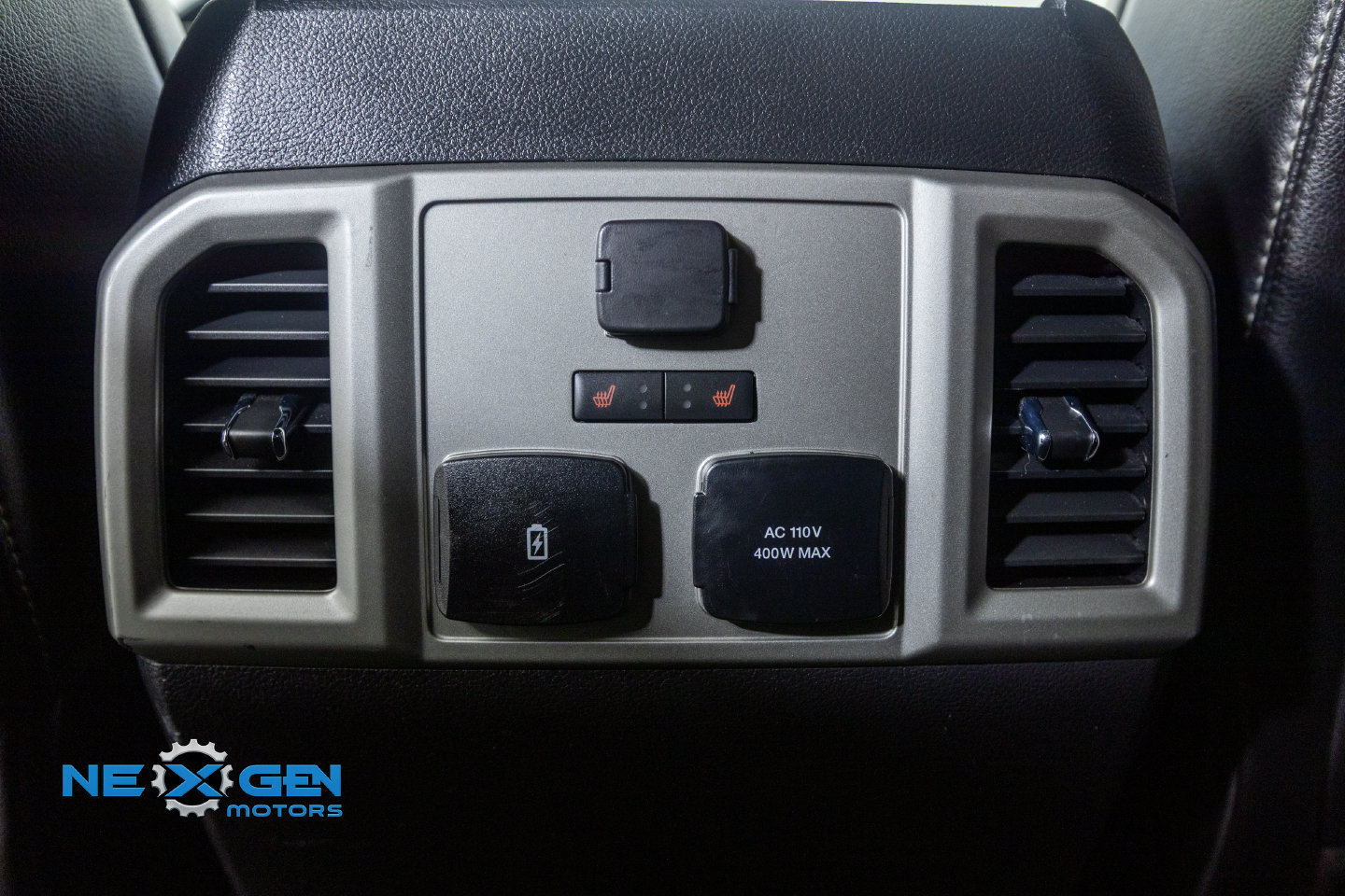 Used 2020 Ford F150 Lariat w/ Equipment Group 502A Luxury AWD/4WD image 27
