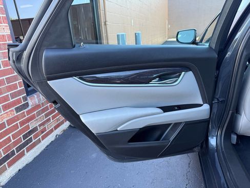 Used 2017 Cadillac XTS Luxury w/ Driver Awareness Package image 21