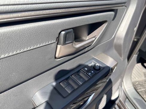 New 2026 Toyota Tundra Limited AWD/4WD image 18