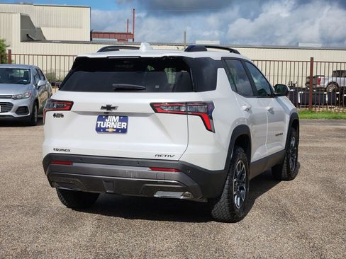 Used 2025 Chevrolet Equinox ACTIV w/ Safety and Technology Package FWD image 7