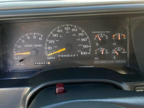 Used 1999 Chevrolet Tahoe Z71 w/ Preferred Equipment Group AWD/4WD image 16