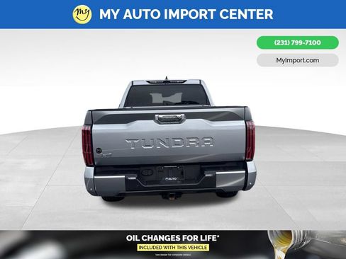 Used 2024 Toyota Tundra Limited AWD/4WD image 6
