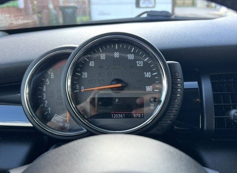 Used 2014 MINI Cooper 2-Door Hardtop FWD image 13
