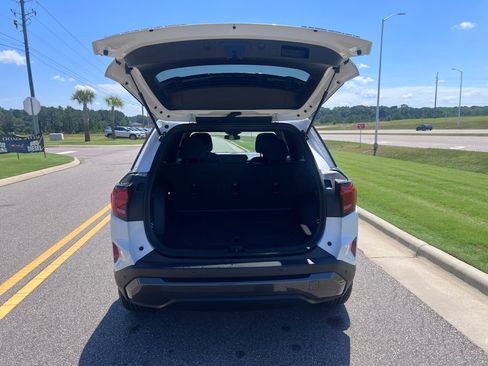 Used 2025 GMC Terrain Elevation AWD/4WD image 6