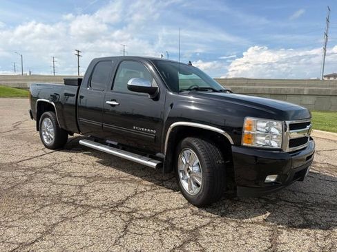 Used 2012 Chevrolet Silverado 1500 LTZ w/ LTZ Plus Package RWD image 2