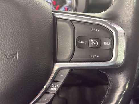 Used 2020 RAM 1500 Laramie w/ Sport Appearance Package AWD/4WD image 16