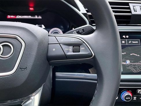 Used 2024 Audi Q3 2.0T Premium Plus image 20