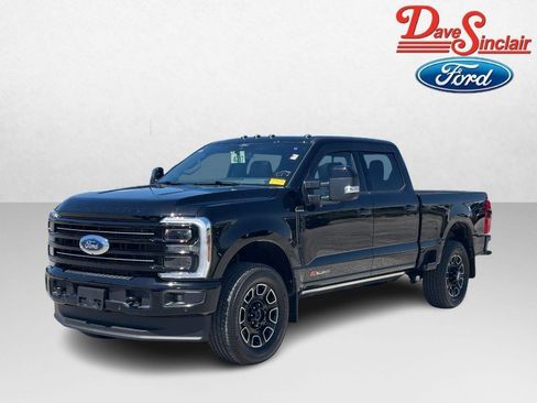 Used 2025 Ford F350 Platinum AWD/4WD image 1