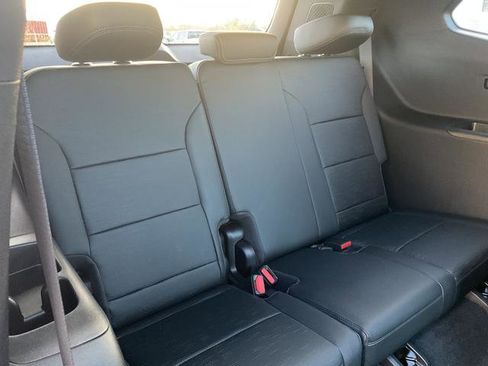 New 2026 Buick Enclave Sport Touring w/ Power Package AWD/4WD image 15