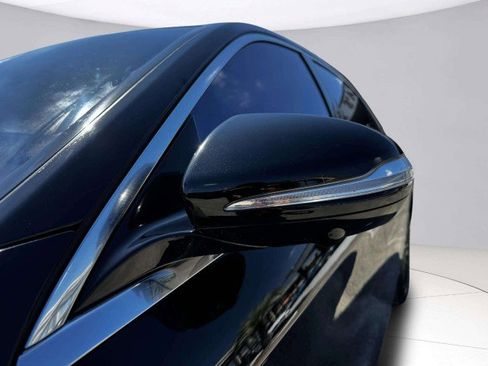 Used 2019 Mercedes-Benz S 560 4MATIC Sedan image 13