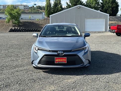 Certified 2024 Toyota Corolla XLE FWD image 11