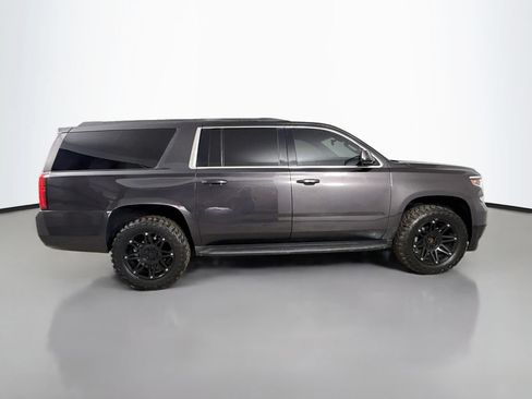 Used 2018 Chevrolet Suburban LS AWD/4WD image 9