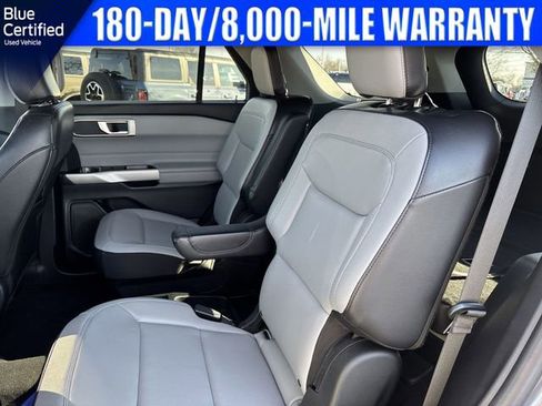 Used 2021 Ford Explorer XLT w/ Equipment Group 202A image 33