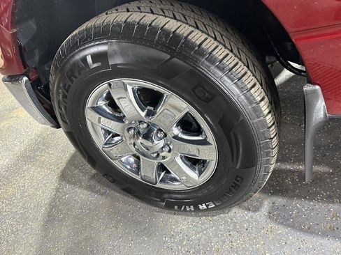 Used 2014 Ford F150 XLT w/ XLT Chrome Package AWD/4WD image 9