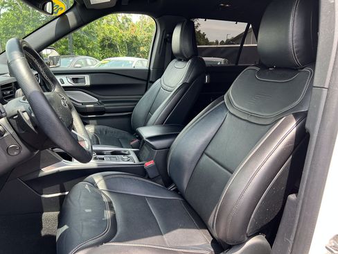 Used 2020 Ford Explorer ST w/ ST Street Pack AWD/4WD image 17