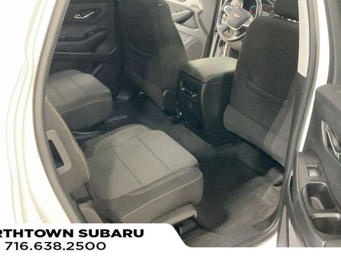 Used 2018 Chevrolet Traverse LT AWD/4WD image 18