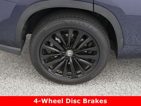 Certified 2025 Toyota Highlander XSE image 6