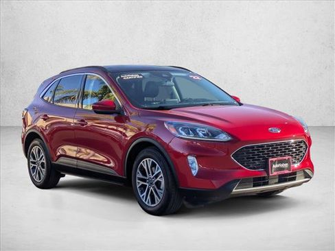 Used 2022 Ford Escape SEL w/ Technology Package image 3