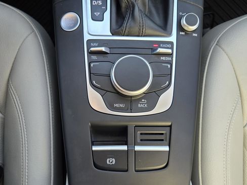 Used 2016 Audi A3 1.8T Premium image 22