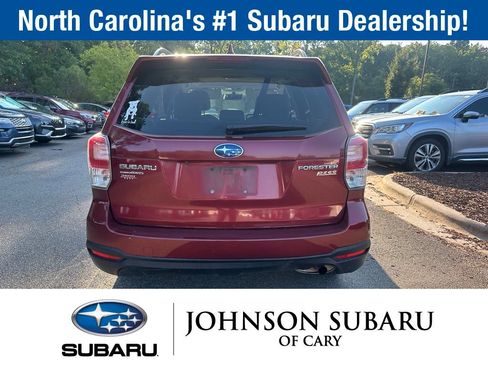 Used 2017 Subaru Forester 2.5i Premium w/ All-Weather Package AWD/4WD image 4